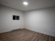 163 Ontario St E 3 Bedroom Apartment for Rent at 163 Rue...