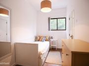164344 Quarto suite remodelado em Alfragide