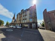 166 4/2 Perth Road, 4 bed flat to rent £1,900 pcm £438 pw