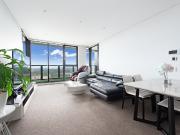 152sqm Penthouse Style Apartment Perched High on Level 34