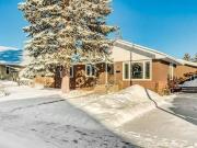 16 42 Street SW Calgary AB T3C 1Y2 For Sale