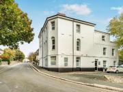 16 bedroom end of terrace house for sale