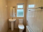 16 Castlewood Park, Ennis, Co. Clare DNG O'Sullivan...