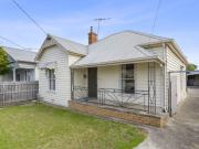 16 Crofton Street, Geelong West