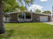 16 Fleury Pl, Winnipeg, MB, R2J 2J3 house for sale Listing.