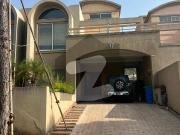 16 Marla Fully Furnished Luxury Villa For Sale In Bahria...