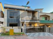 16 Marla Luxury Designer House For Sale
