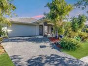 16 Oakover Avenue, Ormeau Hills, QLD 4208