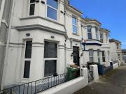 16 Thornton Avenue, Plymouth PL4, 1 bed property to...