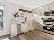 1702, 1530 Bayside Avenue SW, Airdrie, AB T4B 4B5...