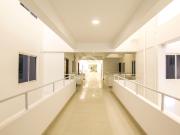 1704 Ft² Flat for Rent