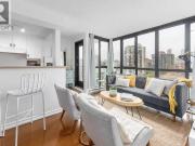 1705 907 BEACH AVENUE