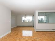 1706 9 Deer Park Crescent