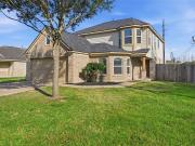 1706 Teal Bend Ct, Fresno, TX 77545
