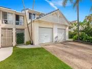 171/2 10 Coolgardie Street, Elanora, QLD 4221