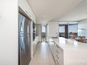 17/1 Barracks Lane, MANDURAH, WA 6210