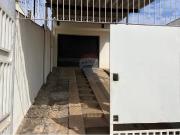 172 Área Útil Casa Alugar, 2 Dormitórios localizado em...