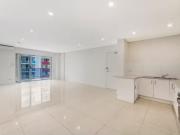 17/2 4 George Street, Warwick Farm Apartment for rent...