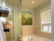 173 Varsity Road Unit 3 Toronto ON M6S 4P5 2 Bedroom...