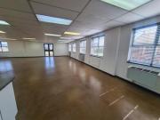 175m2 office to let in atterbury estate