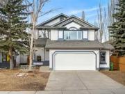 1764 Douglas Glen Grove Se, Calgary, AB, T2Z 3A6 house...