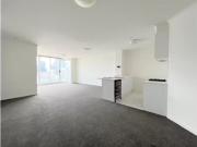 176/79 Whiteman Street, Southbank Apartment for rent...