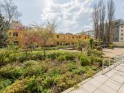 178m² large 5 room apartment with office and terrace in...