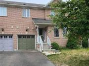 179 Flagstone Way Newmarket ON L3X 2Z7 3 Bedroom House...