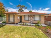 17 Blamire Road, Kalamunda, WA 6076