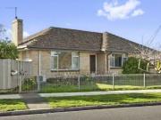 17 Browns Parade, Wendouree VIC 3355 House For Lease
