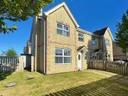 17 Carn Manor