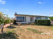 17 Carter Place, DEVONPORT, TAS 7310