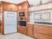 17 College Park Place Red Deer, AB T4P 0M7