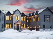 17 Connor Drive, Whitchurch Stouffville, ON, L4A 2Z1...