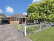 17 Glen Avon Terrace, Ridgehaven, SA 5097