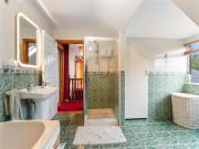 17 Glenview Park, Grange, Sligo DNG Flanagan Ford 4963...