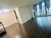 17 Knightsbridge Road #103