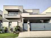17 Marla Brig house well maintained avaialble for sale...