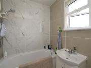 17 Seaview Avenue, Carrigaline, Cork Auctioneera 4929...