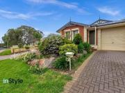 17A Bayvue Crescent, Ridgehaven, SA 5097