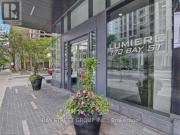 1812 770 Bay Street, Toronto, M5G 0A6