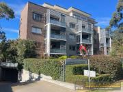 2 bedroom apartment in sought after location
