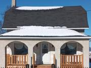 1831 Farwel Street Ottawa ON K0A 3H0 2 Bedroom Apartment...