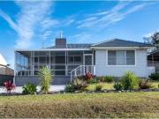 1/83 Kanahooka Road, KANAHOOKA House for rent Listed by...