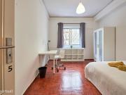 188423 Quarto com cama de casal em luxuoso.