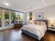 188 CHESTERFIELD AVENUE, North Vancouver, BC V7M 0A4...