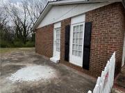 1895 thomasville Drive SE