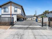 18 bedroom, Fresno CA 93726 96968322