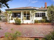 18 Braeside Avenue, Camberwell