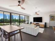 18 Commodore Drive, Surfers Paradise, QLD 4217